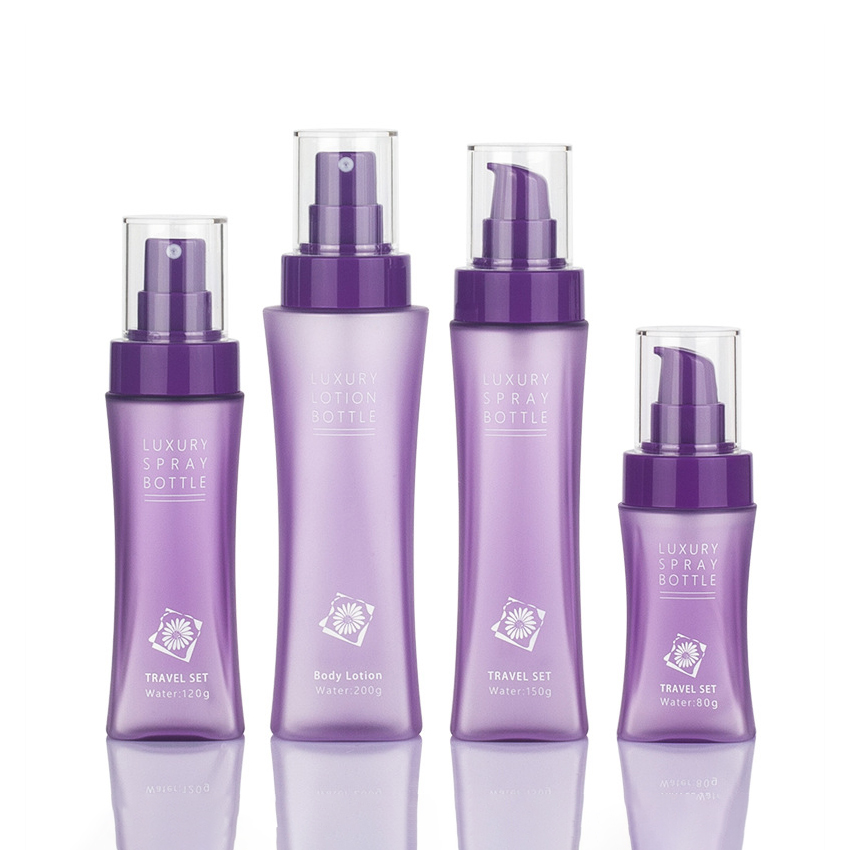 80ml 120ml 150ml 200ml Taljeformet kæledyrsplastikrejseflaske Eksplosivt design til lotioner Toner Vand-lille størrelse Praktisk sprayflaske