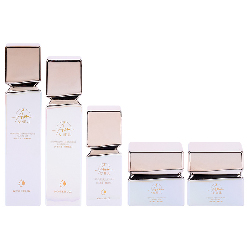 Firkantet glascremekrukke med iriserende effekt til ansigtscreme og øjencreme Firkantet glascremekrukke med iriserende effekt til ansigtscreme og øjencreme