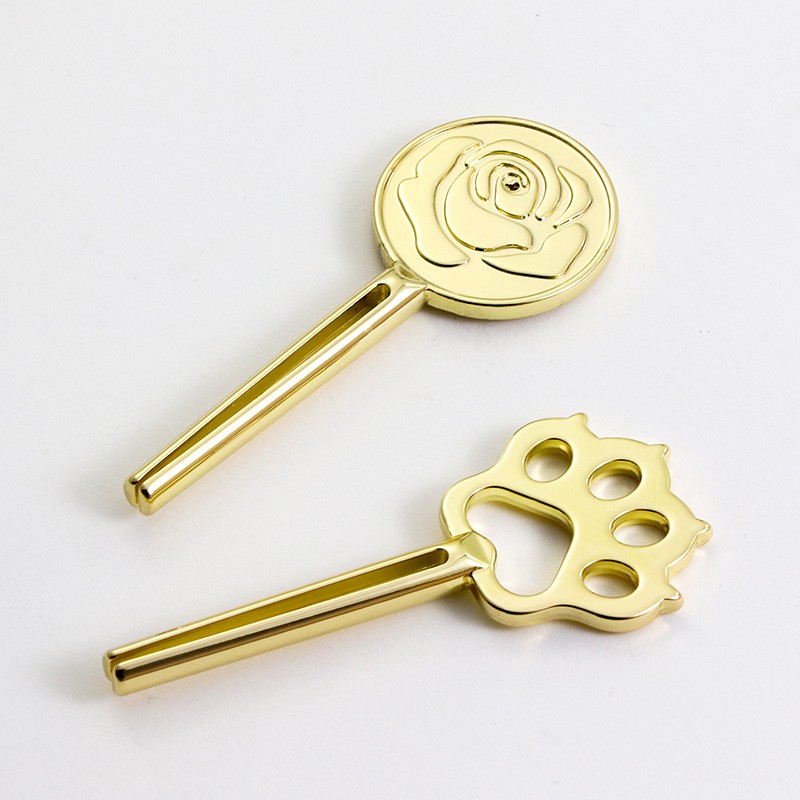 Unikt design af kattepoteformet zinklegeringsrørspresser til kattefoder Unikt design af kattepoteformet zinklegeringsrørspresser til kattefoder