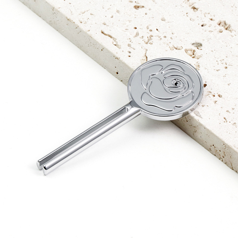 Unikt design af kattepoteformet zinklegeringsrørspresser til kattefoder Unikt design af kattepoteformet zinklegeringsrørspresser til kattefoder